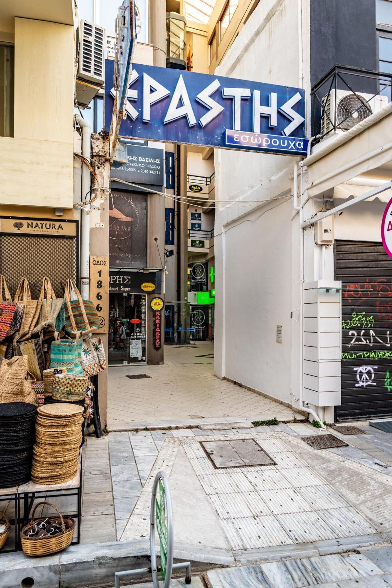 Apla Mini Studio In Downtown كاندية المظهر الخارجي الصورة